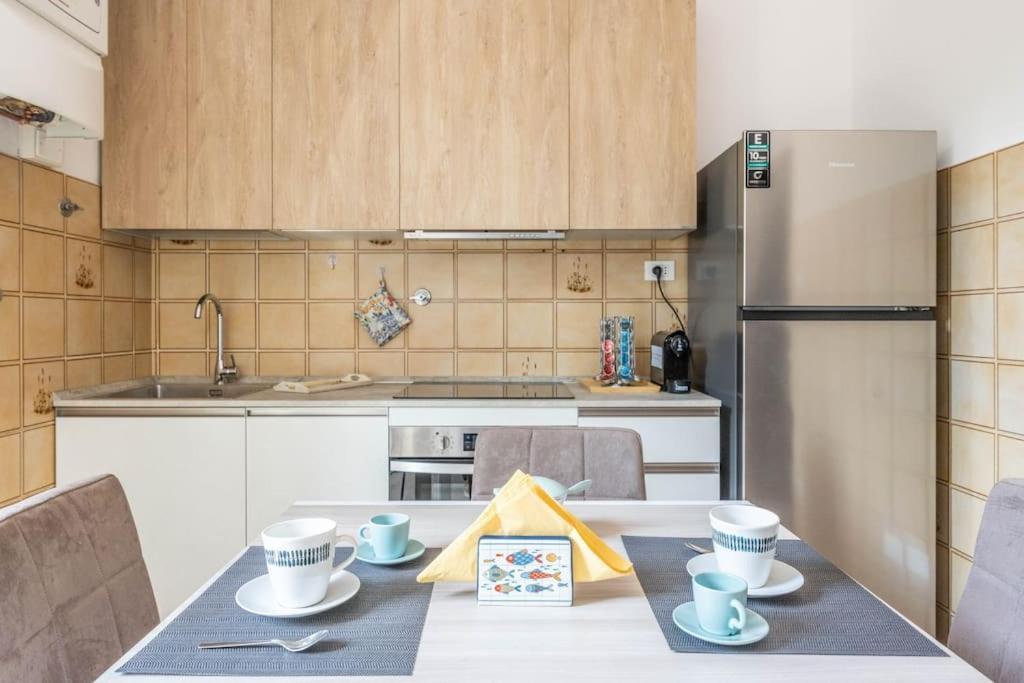 Apartament Essential Bologna - Ambrogio Host Zewnętrze zdjęcie