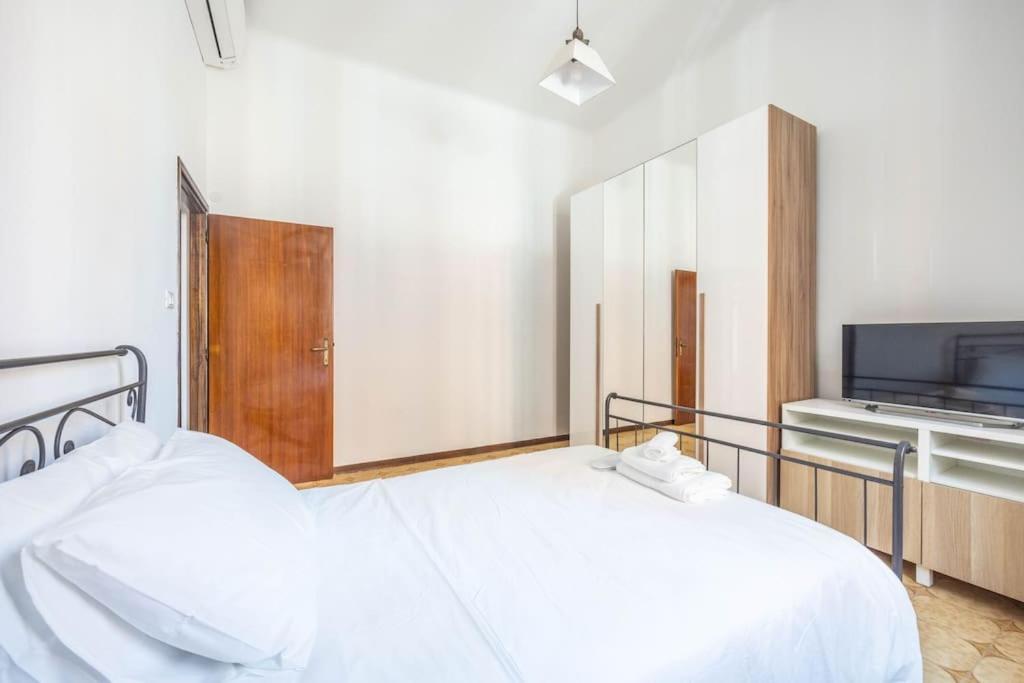 Apartament Essential Bologna - Ambrogio Host Zewnętrze zdjęcie