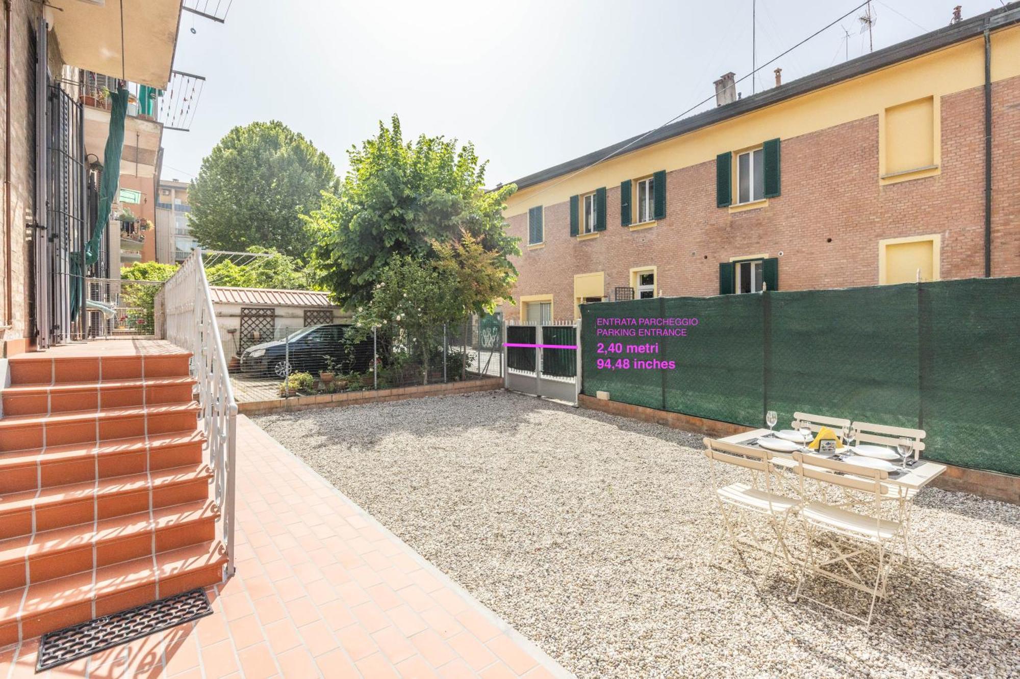 Apartament Essential Bologna - Ambrogio Host Zewnętrze zdjęcie